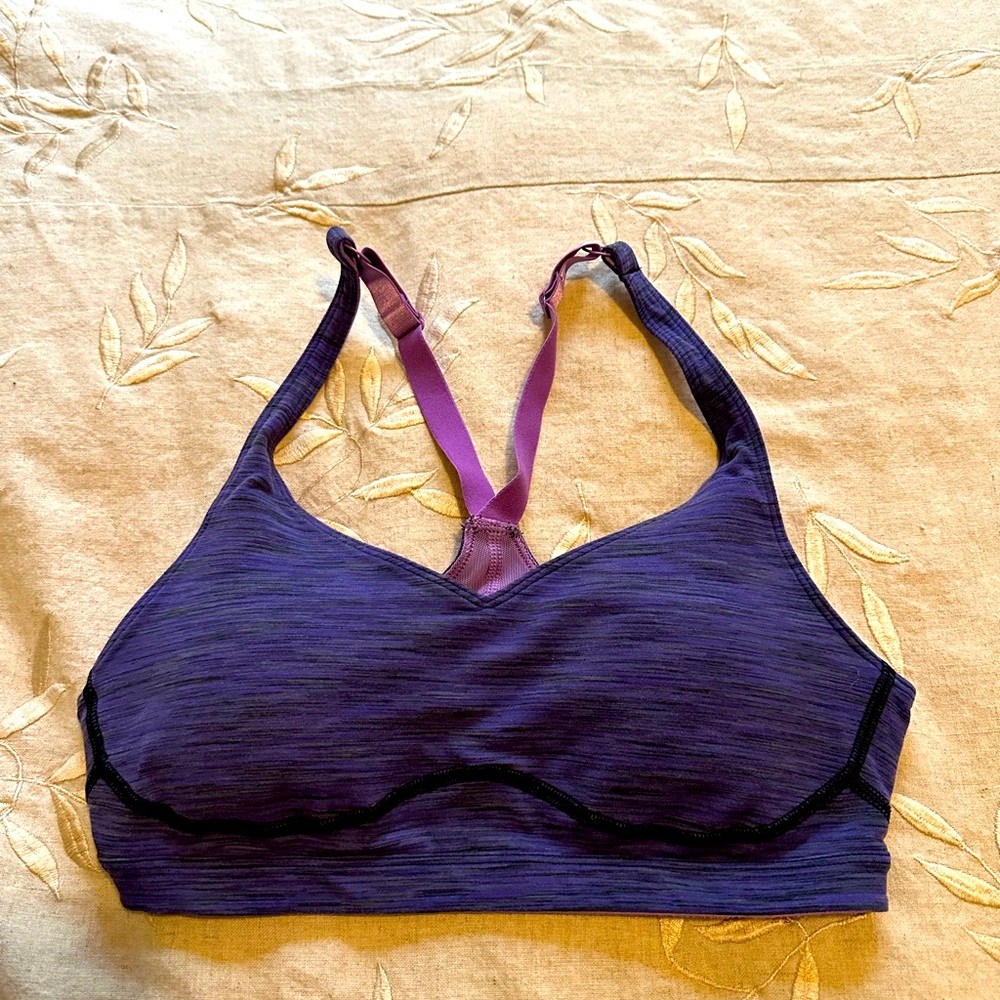 Lucy Sports Bra